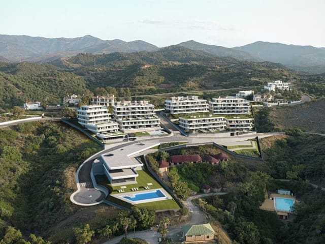 2 soverom Leilighet til salgs i La Concha - Resina Golf, Estepona med svømmebasseng garasje - € 620 000 (Ref: 9920846)