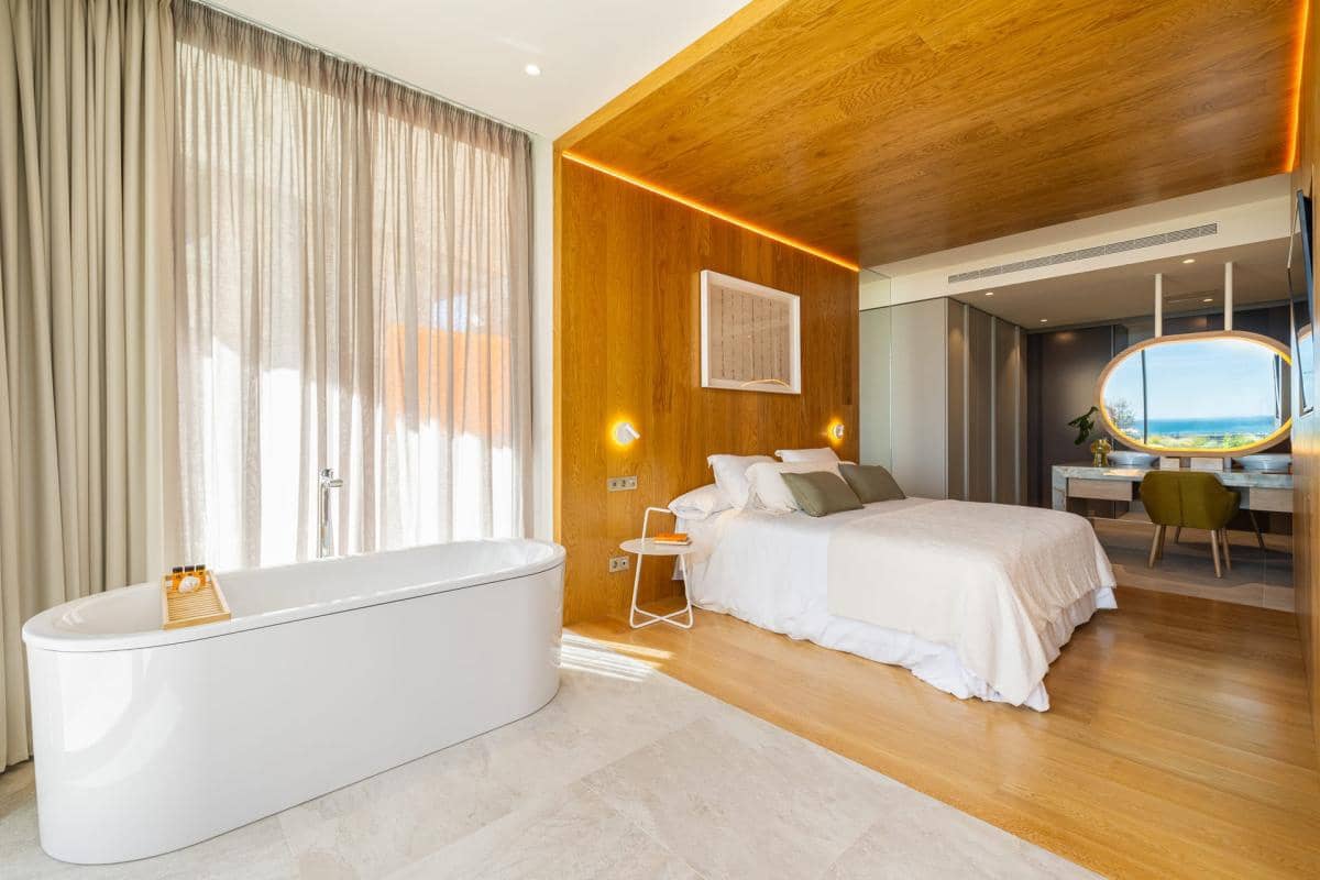 2 soverom Leilighet til salgs i Fuengirola med svømmebasseng - € 2 530 000 (Ref: 9922620)