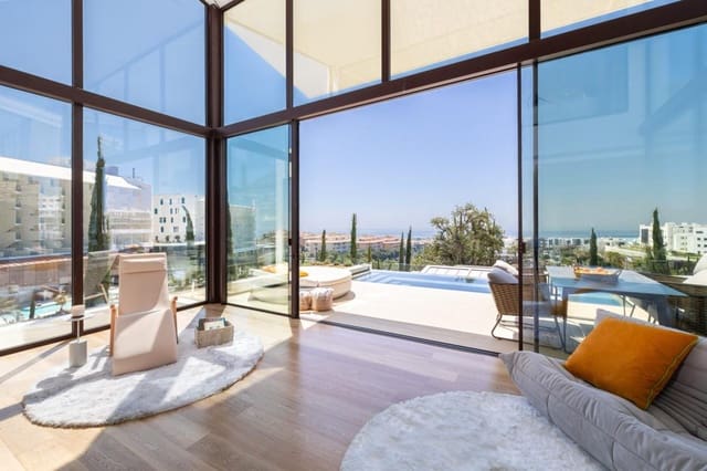 4 soverom Villa til salgs i El Higuerón, Fuengirola med svømmebasseng garasje - € 3 960 000 (Ref: 9922621)