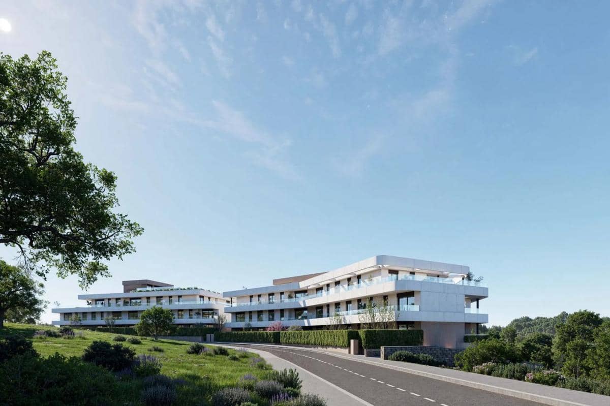 2 sovrum Lägenhet till salu i Estepona med pool garage - 325 000 € (Ref: 9924692)