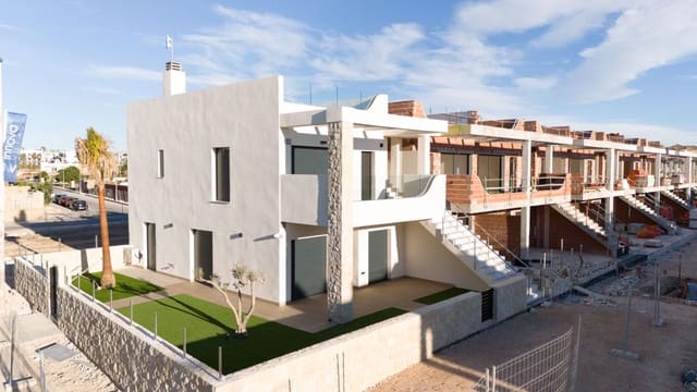 3 soveværelse Bungalow til salg i Pilar de la Horadada ciudad, Pilar de la Horadada med swimmingpool - € 355.000 (Ref: 9924693)