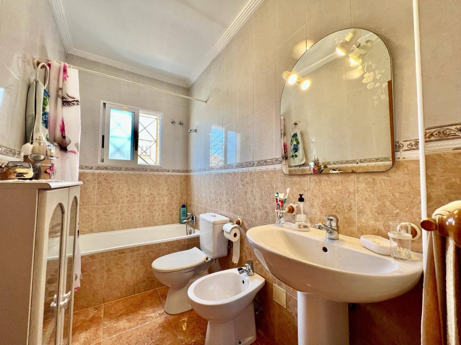 2 soverom Bungalow til salgs i Torrevieja med svømmebasseng - € 149 900 (Ref: 9924829)