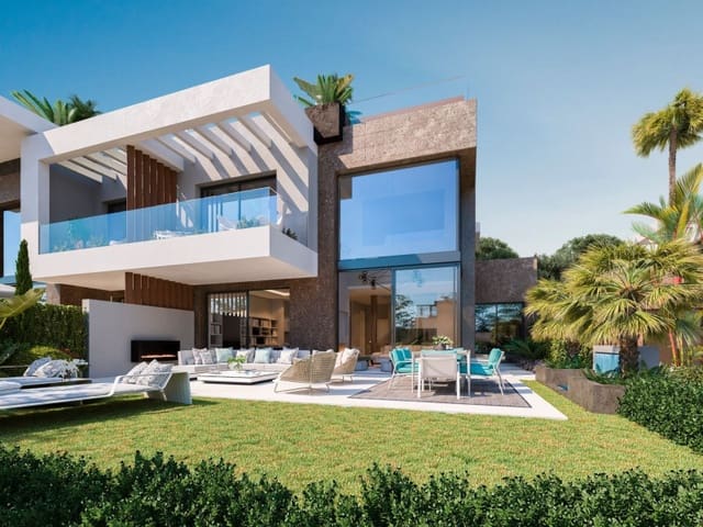 4 sovrum Hus till salu i Río Real, Marbella med pool garage - 1 890 000 € (Ref: 9927733)