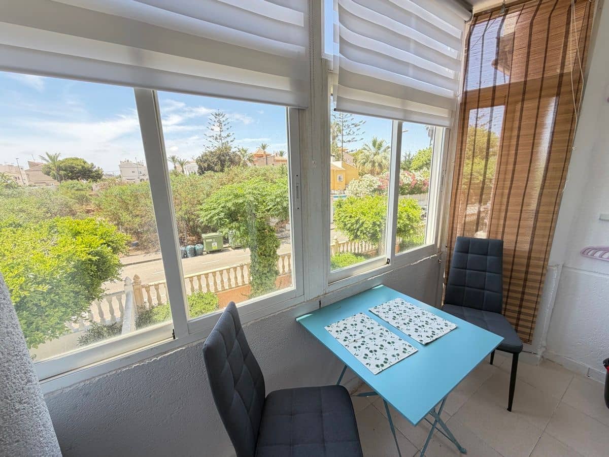 Leilighet til salgs i Mil Palmeras - € 79 995 (Ref: 9928248)