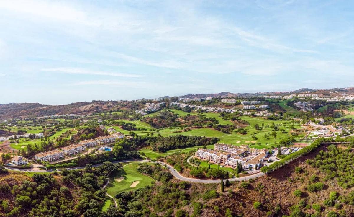 3 soveværelse Byhus til salg i Mijas med swimmingpool - € 650.000 (Ref: 9930977)