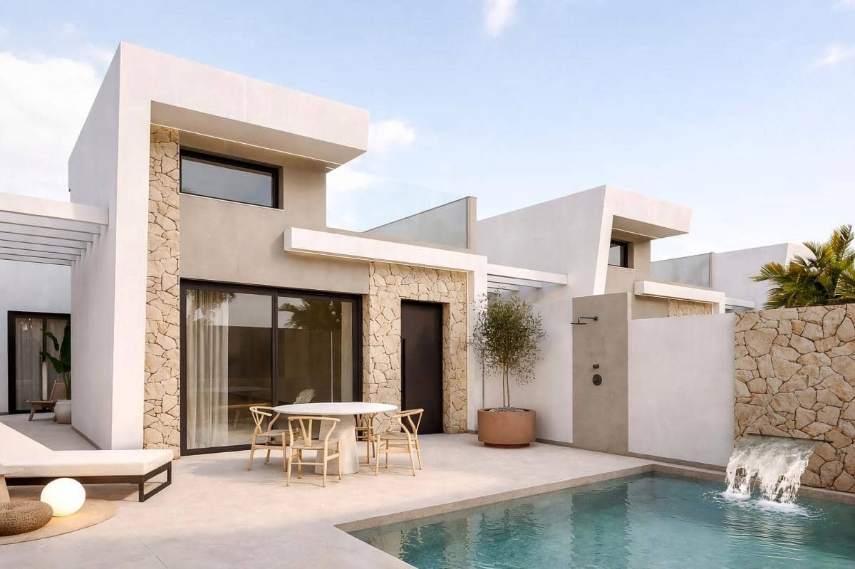 3 bedroom Villa for sale in Los Alcazares with pool garage - € 453,000 (Ref: 9931064)