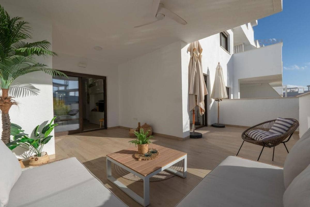 2 soveværelse Villa til salg i Finestrat med swimmingpool - € 340.000 (Ref: 9931649)