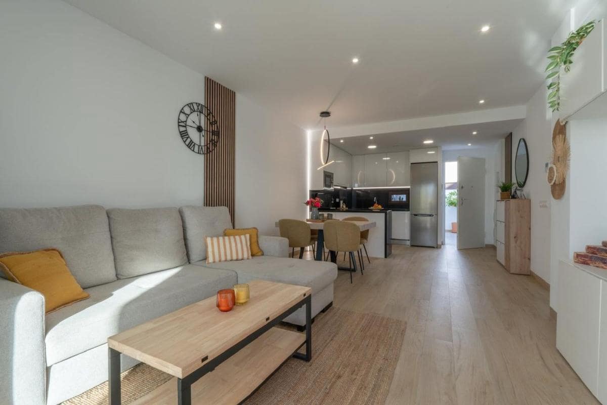 2 soveværelse Villa til salg i Finestrat med swimmingpool - € 340.000 (Ref: 9931649)