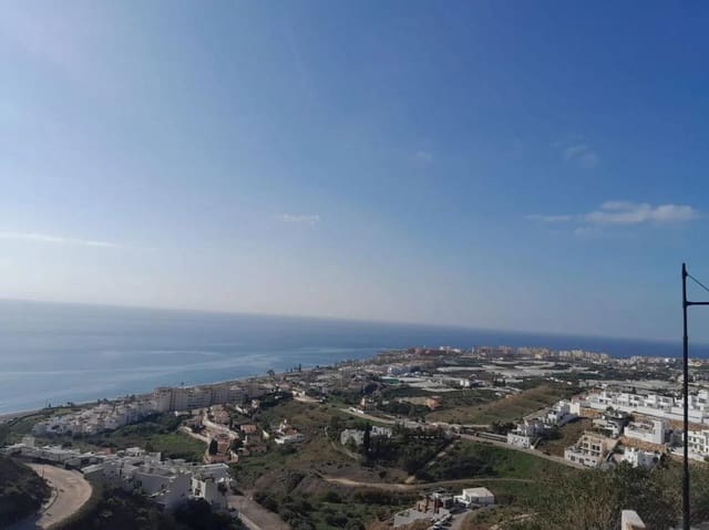 Casa de 2 habitaciones en El Peñoncillo, Torrox en venta con piscina garaje - 341.000 € (Ref: 9931735)