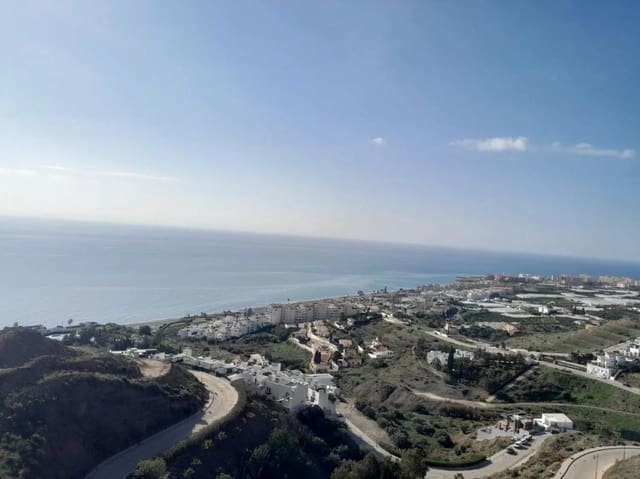 Casa de 2 habitaciones en El Peñoncillo, Torrox en venta con piscina garaje - 341.000 € (Ref: 9931735)