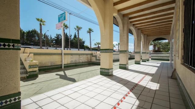 Comercial para venda em Cabo Cervera, Torrevieja - 102 260 € (Ref: 9931855)