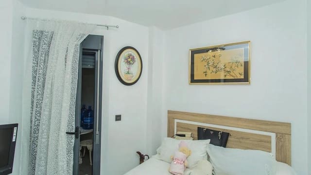 3 makuuhuone Huoneisto myytävänä paikassa Centro - Muelle Pesquero, Torrevieja mukana uima-altaan - 308 500 € (Ref: 9931866)