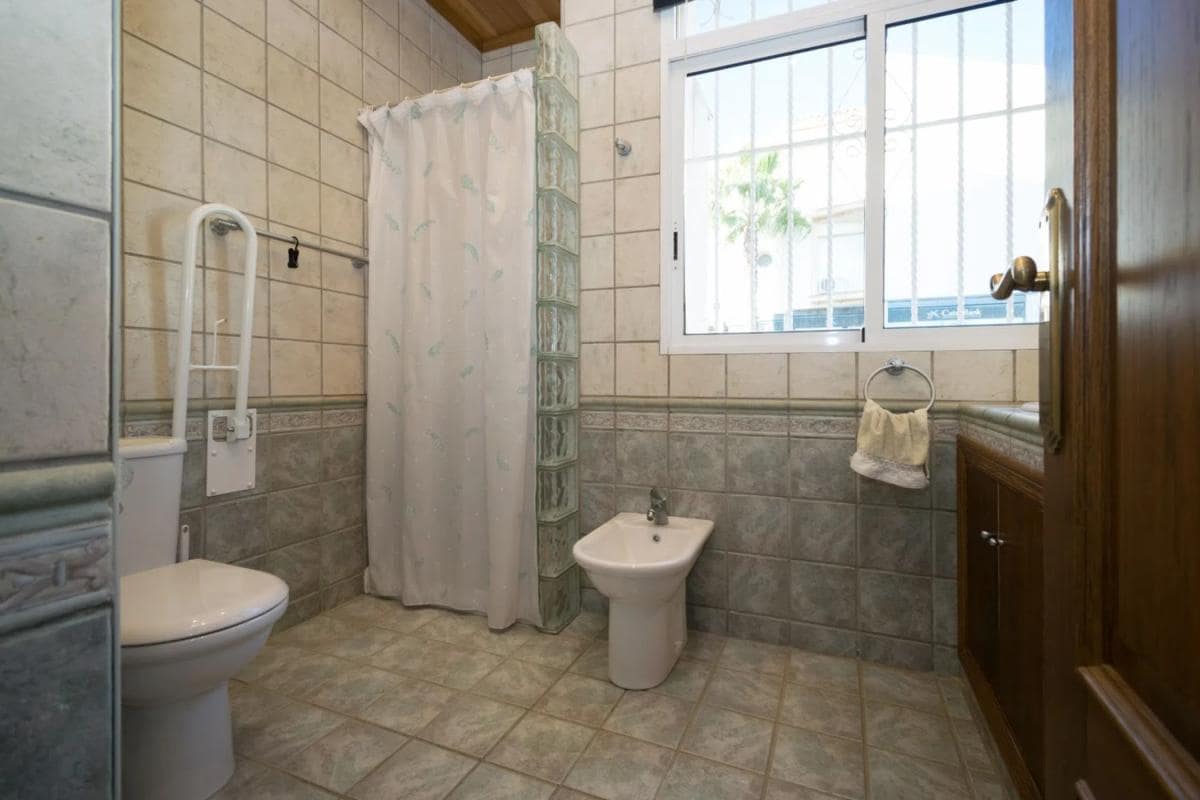 Kommersiell til salgs i Orihuela - € 317 089 (Ref: 9931970)