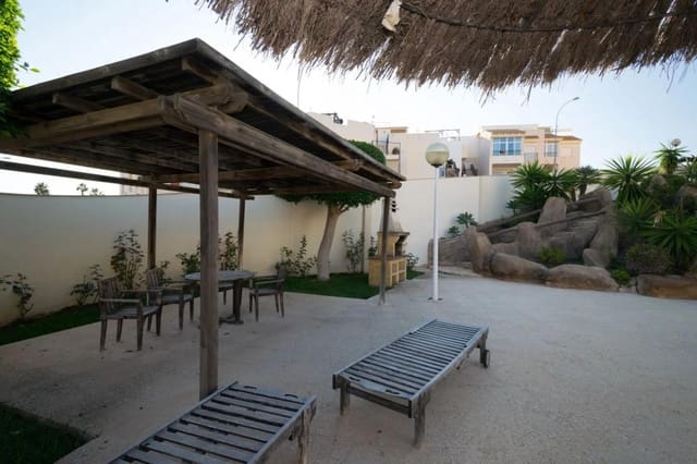 Kommersiell til salgs i Aguamarina, Orihuela - € 317 089 (Ref: 9931970)
