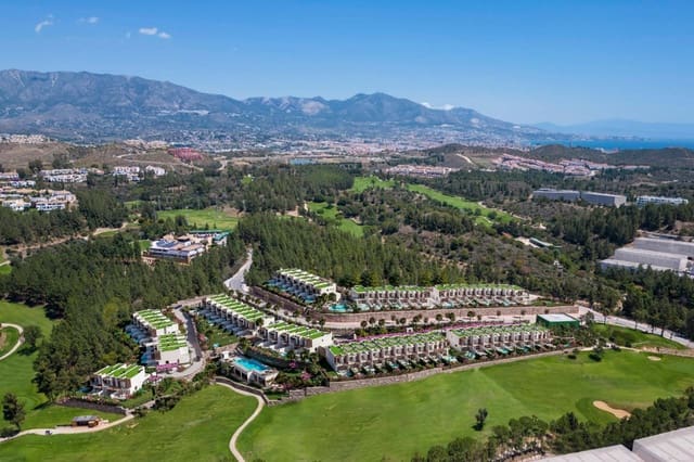 3 soveværelse Byhus til salg i El Faro de Calaburra - Chaparral, Mijas med swimmingpool - € 949.000 (Ref: 9934521)