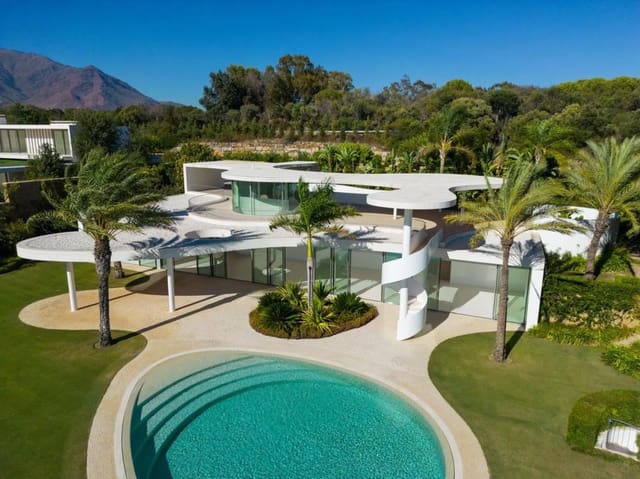 4 soveværelse Villa til salg i Casares Golf - Casares del Sol, Casares med swimmingpool garage - € 5.750.000 (Ref: 9934542)