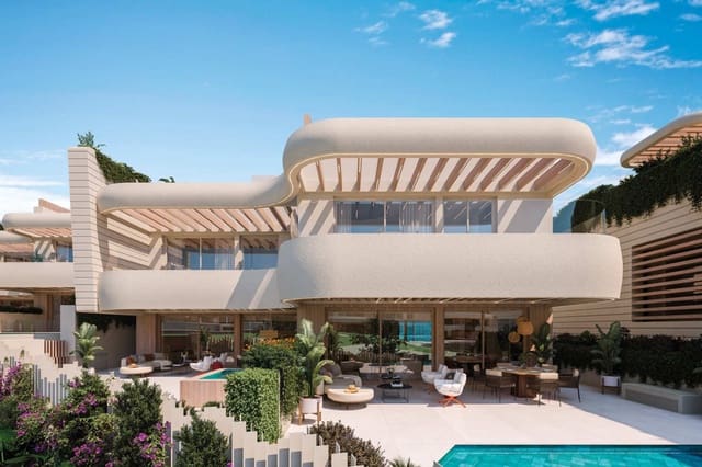 3 bedroom Bungalow for sale in Las Chapas, Marbella with pool garage - € 5,200,000 (Ref: 9941050)