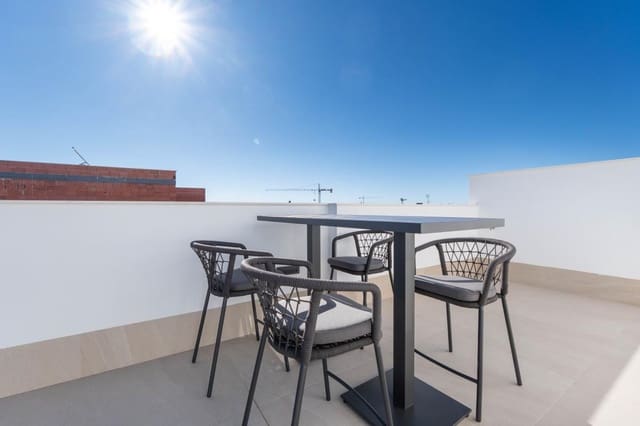 4 soveværelse Villa til salg i San Pedro del Pinatar ciudad, San Pedro del Pinatar med swimmingpool - € 890.000 (Ref: 9941098)