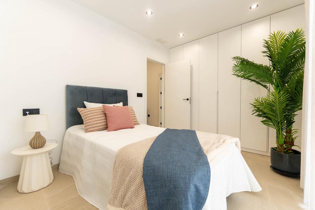 4 slaapkamer Villa te koop in San Pedro del Pinatar met zwembad - € 890.000 (Ref: 9941098)