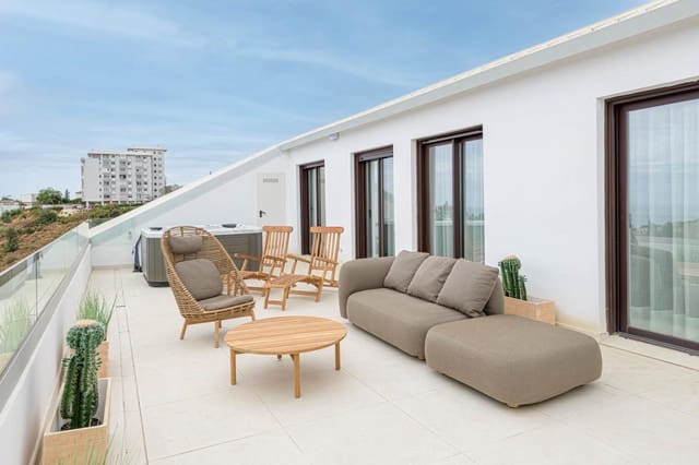 2 soveværelse Lejlighed til salg i Las Gaviotas  - Carvajal, Fuengirola med swimmingpool garage - € 499.000 (Ref: 9942096)