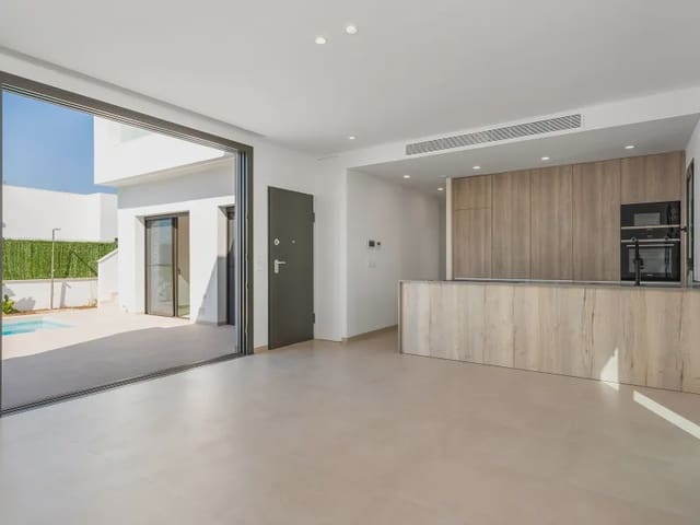 3 chambre Villa/Maison à vendre à Las Lomas de Rame - Bahía Bella, Los Alcázares avec piscine - 739 900 € (Ref: 9946073)