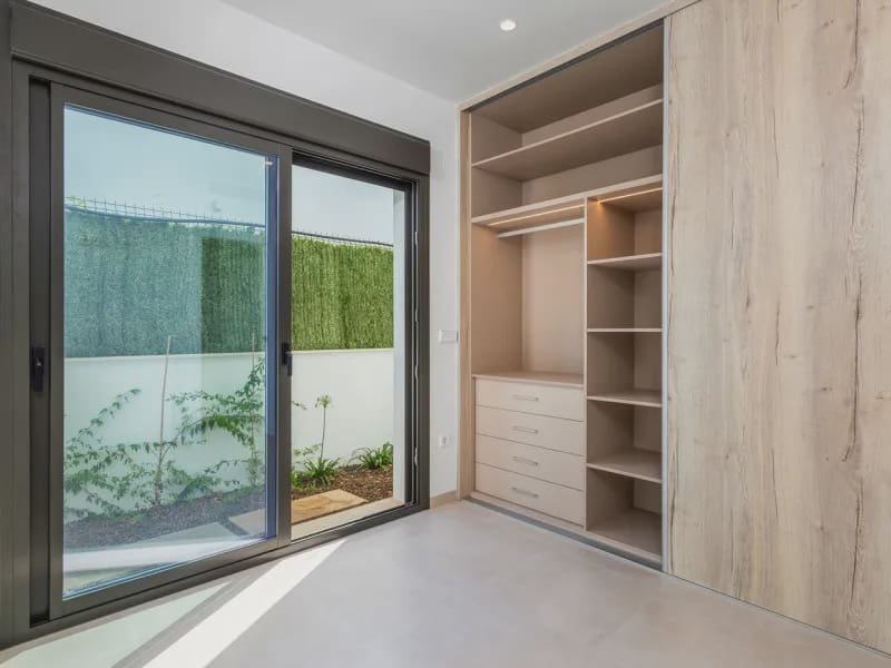 3 chambre Villa/Maison à vendre à Los Alcazares avec piscine - 739 900 € (Ref: 9946073)