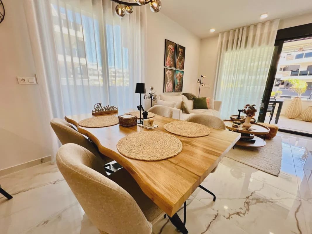 2 makuuhuone Huoneisto myytävänä paikassa Orihuela mukana uima-altaan - 365 000 € (Ref: 9946086)