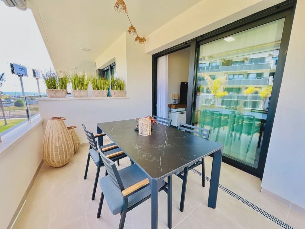2 makuuhuone Huoneisto myytävänä paikassa Orihuela mukana uima-altaan - 365 000 € (Ref: 9946086)