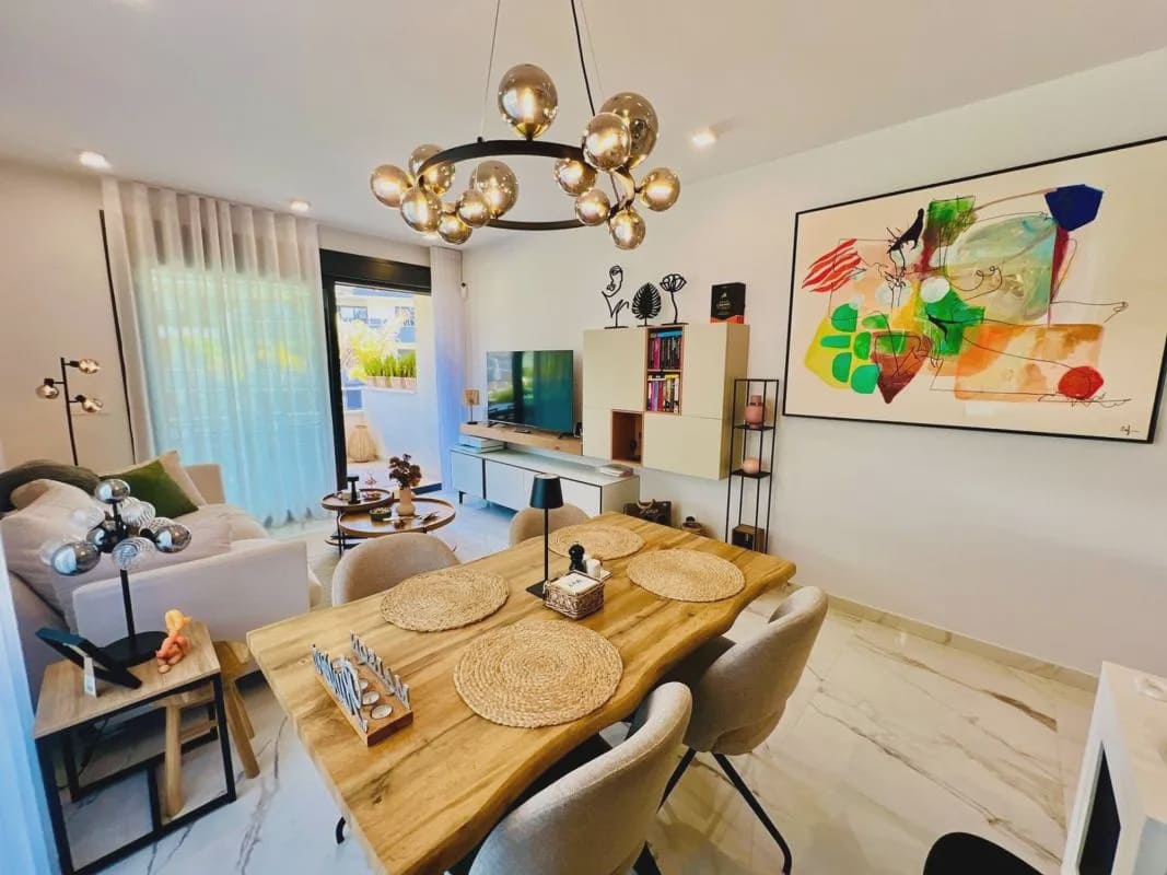 2 makuuhuone Huoneisto myytävänä paikassa Orihuela mukana uima-altaan - 365 000 € (Ref: 9946086)
