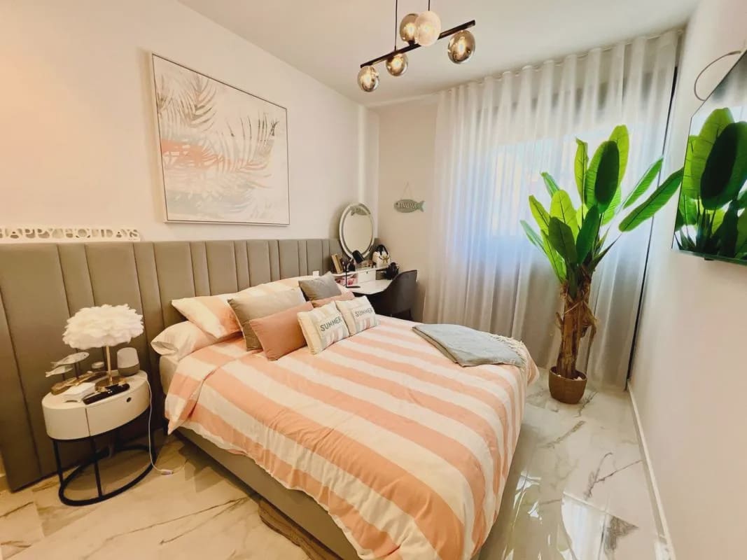 2 makuuhuone Huoneisto myytävänä paikassa Orihuela mukana uima-altaan - 365 000 € (Ref: 9946086)