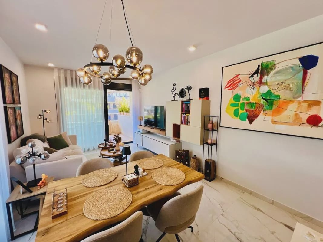 2 makuuhuone Huoneisto myytävänä paikassa Orihuela mukana uima-altaan - 365 000 € (Ref: 9946086)