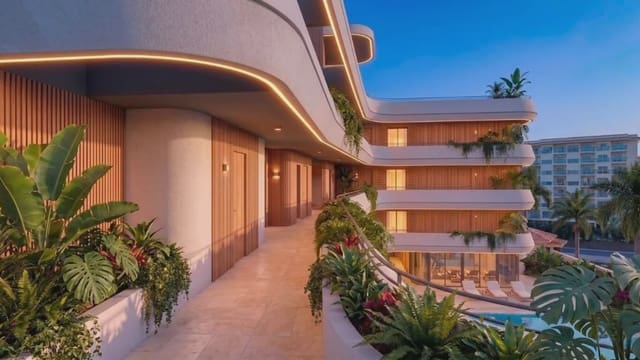 2 soverom Leilighet til salgs i Torremolinos med svømmebasseng garasje - € 480 000 (Ref: 9946093)