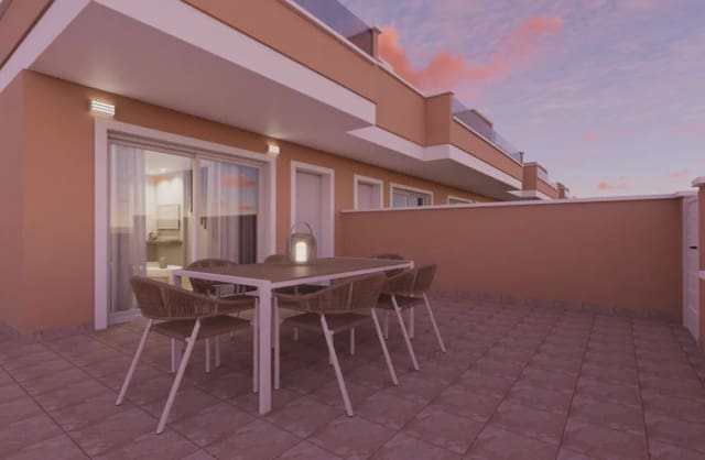 3 soverom Hus til salgs i Pilar de la Horadada ciudad, Pilar de la Horadada med svømmebasseng - € 309 900 (Ref: 9950539)