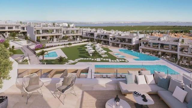 2 soveværelse Bungalow til salg i Los Balcones - Los Altos, Torrevieja med swimmingpool - € 272.000 (Ref: 9950544)
