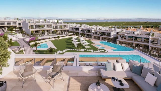 2 soveværelse Bungalow til salg i Los Balcones - Los Altos, Torrevieja med swimmingpool - € 272.000 (Ref: 9950544)