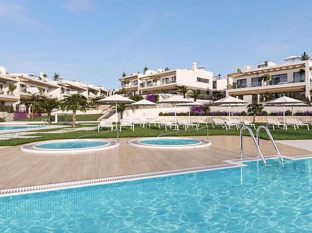 2 soveværelse Bungalow til salg i Los Balcones - Los Altos, Torrevieja med swimmingpool - € 272.000 (Ref: 9950544)