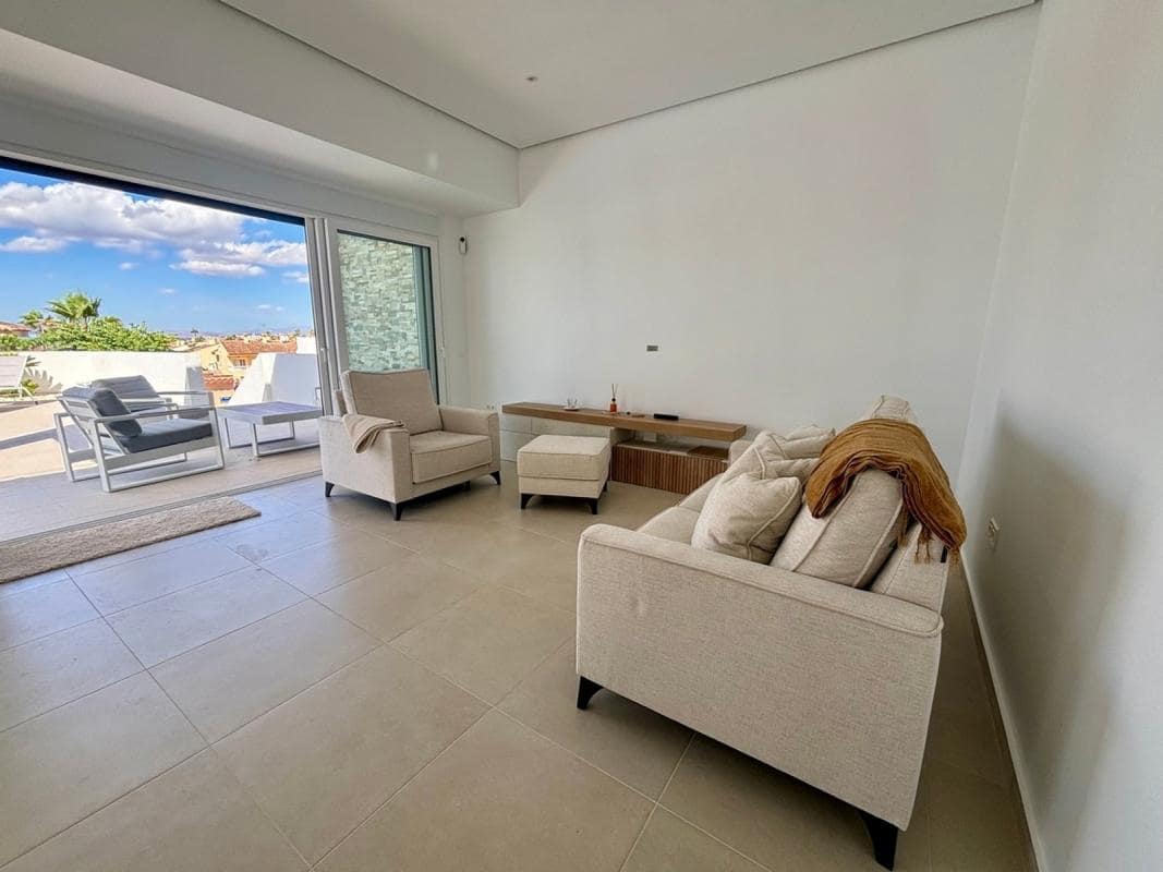 3 Zimmer Villa zu verkaufen in Rojales mit Pool - 504.000 € (Ref: 9950576)