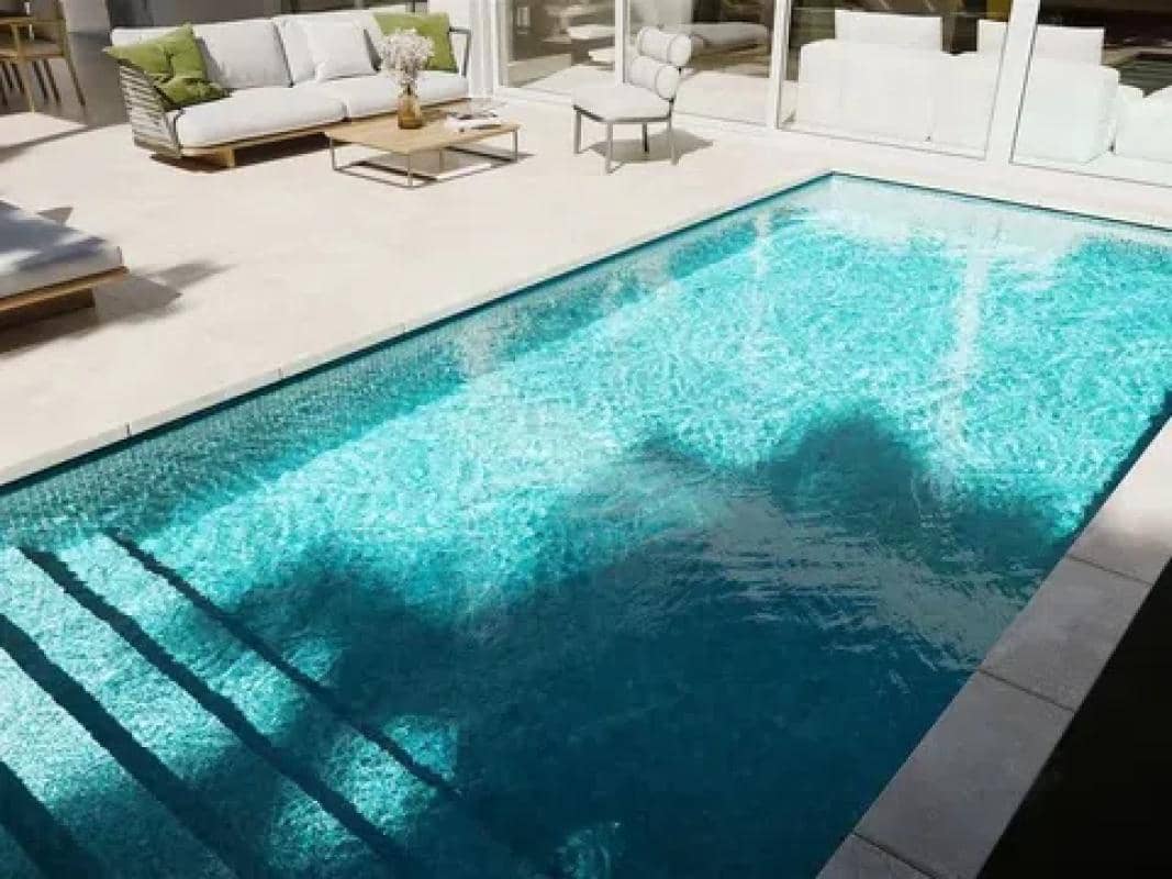3 soverom Villa til salgs i Estepona med svømmebasseng - € 1 590 000 (Ref: 9952854)