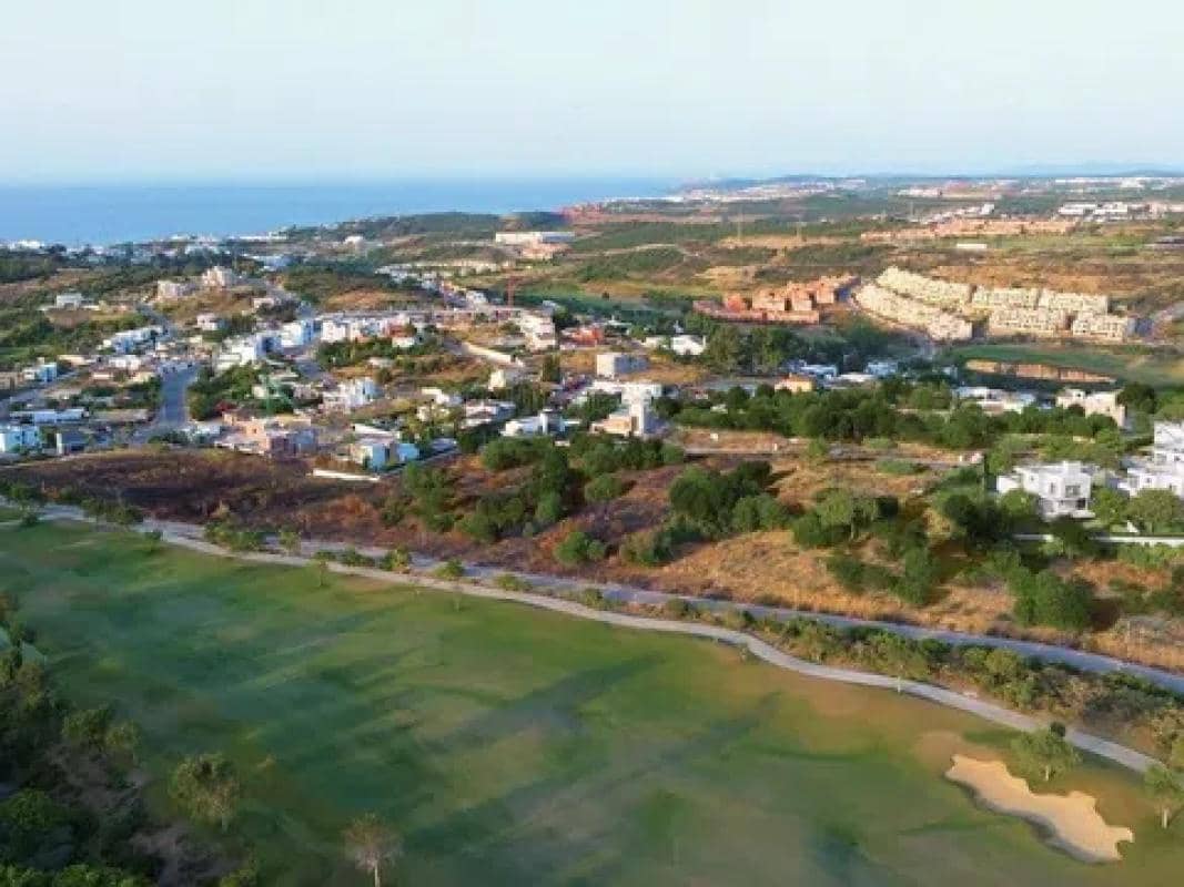 3 soverom Villa til salgs i Estepona med svømmebasseng - € 1 590 000 (Ref: 9952854)