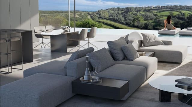 Chalet de 3 habitaciones en Centro, Estepona en venta con piscina - 1.400.000 € (Ref: 9955177)