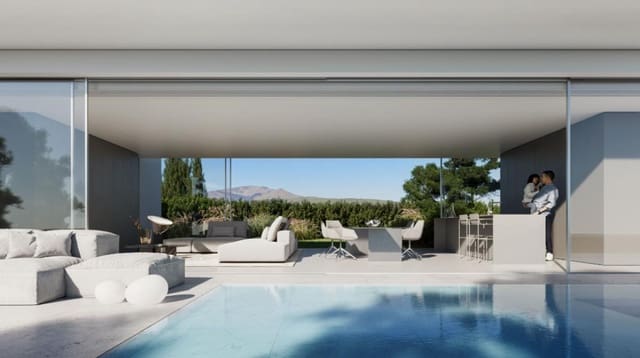 Chalet de 3 habitaciones en Centro, Estepona en venta con piscina - 1.400.000 € (Ref: 9955177)