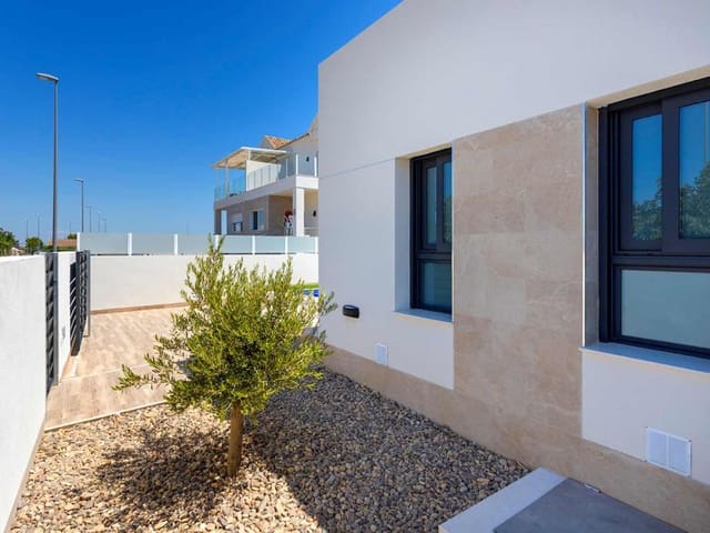 3 soveværelse Villa til salg i Daya Nueva med swimmingpool - € 388.000 (Ref: 9955204)