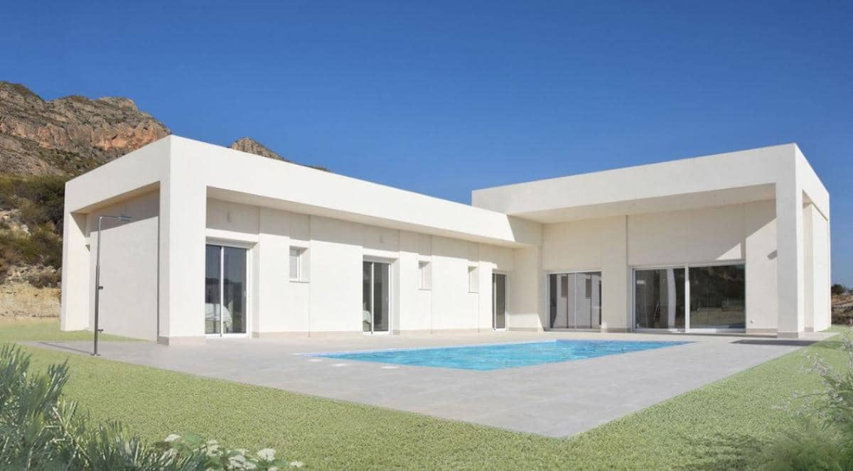 3 makuuhuone Huvila myytävänä paikassa Pinoso mukana uima-altaan - 365 000 € (Ref: 9955205)