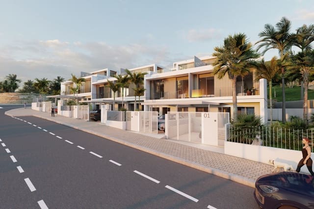 4 Zimmer Haus zu verkaufen in Estepona Golf, Estepona mit Pool - 730.000 € (Ref: 9955265)
