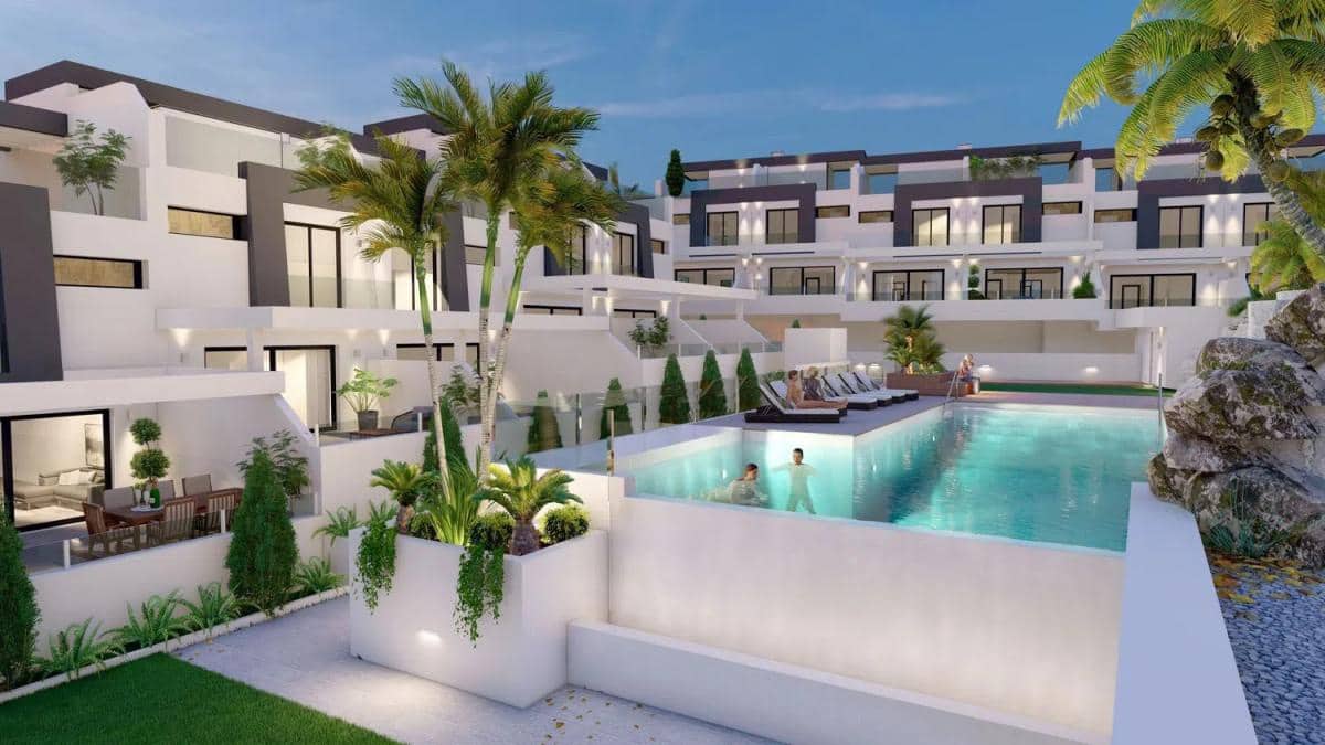 3 soverom Hus til salgs i Rincon de la Victoria med svømmebasseng - € 545 000 (Ref: 9955270)