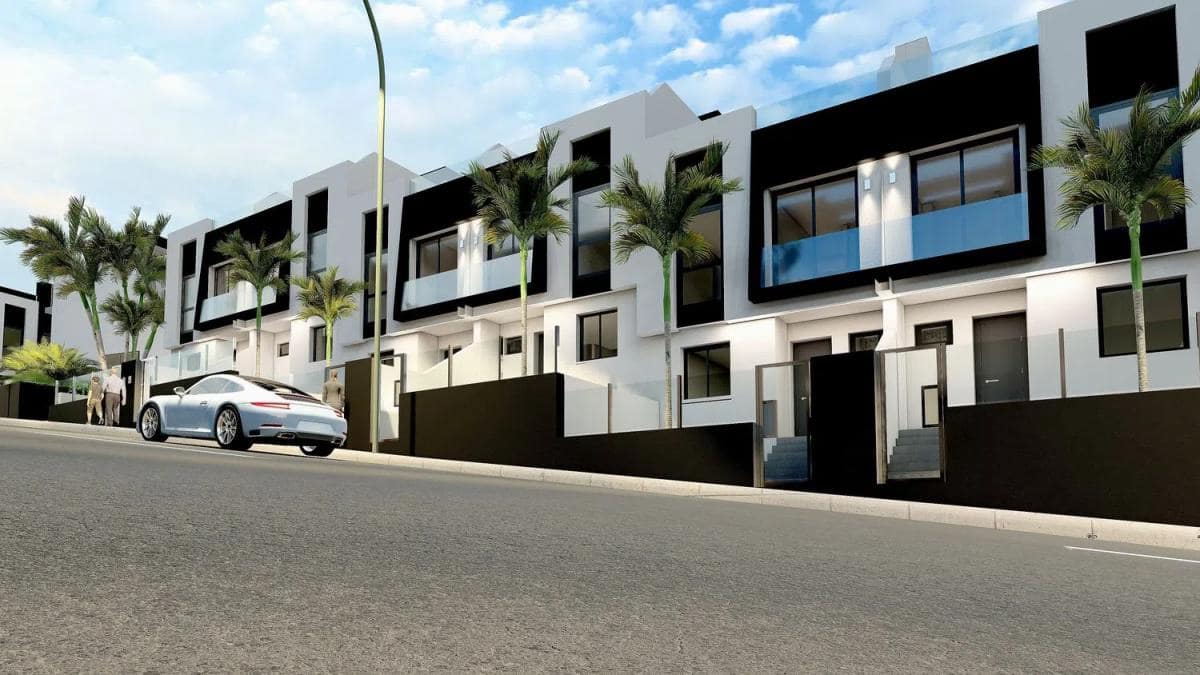 3 soverom Hus til salgs i Rincon de la Victoria med svømmebasseng - € 545 000 (Ref: 9955270)