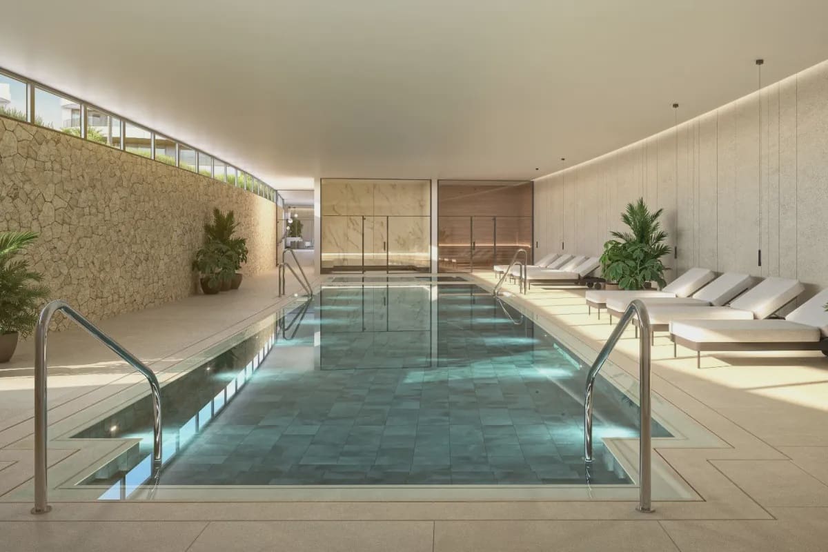 3 bedroom Apartment for sale in Estepona with pool - € 935,000 (Ref: 9960127)