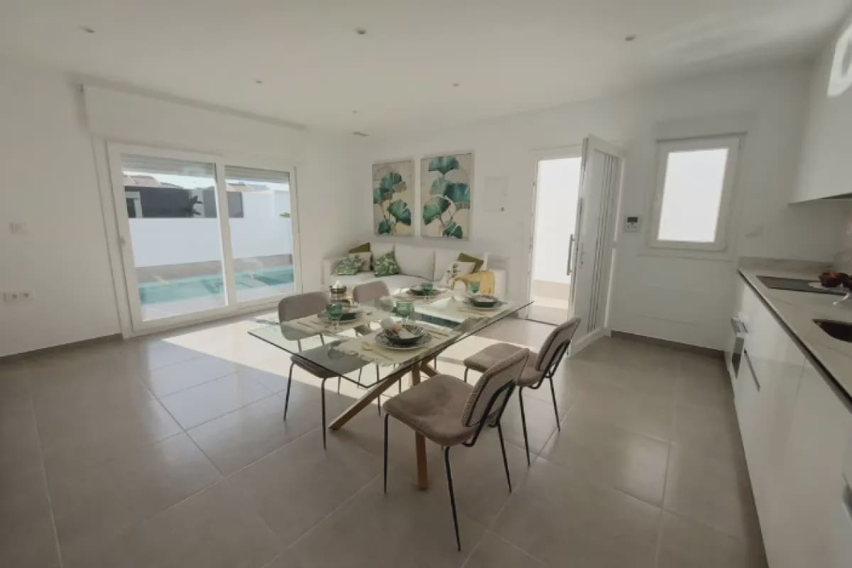 2 sypialnia Willa na sprzedaż w Torre-Pacheco z basenem - 242 500 € (Ref: 9960189)