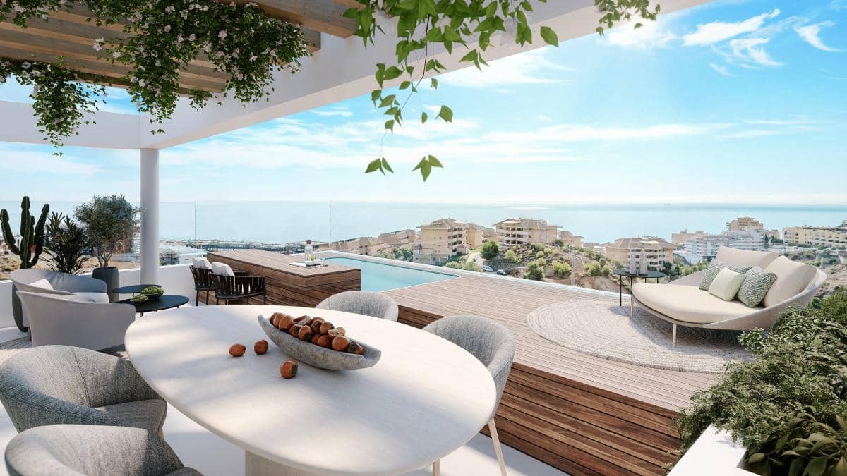 3 bedroom Townhouse for sale in Fuengirola with pool - € 1,030,000 (Ref: 9965417)