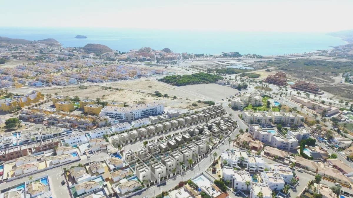 2 quarto Moradia para venda em San Juan de los Terreros com piscina - 361 725 € (Ref: 9965430)